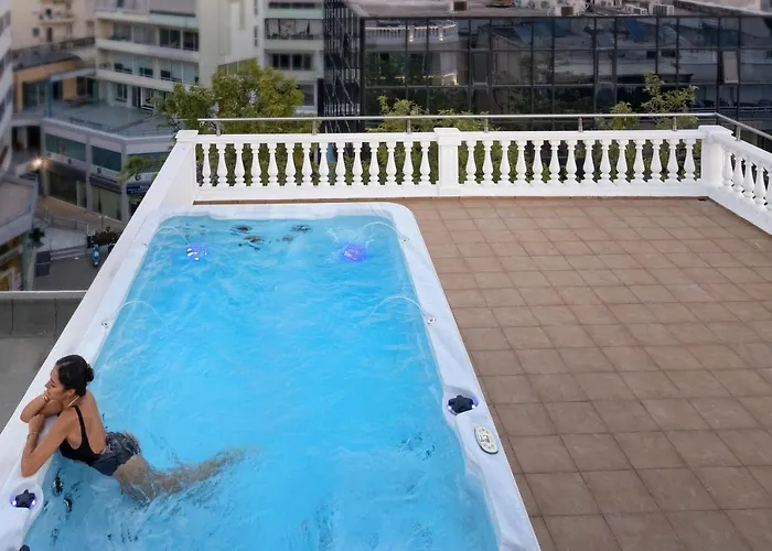 מלון Epavli Grace